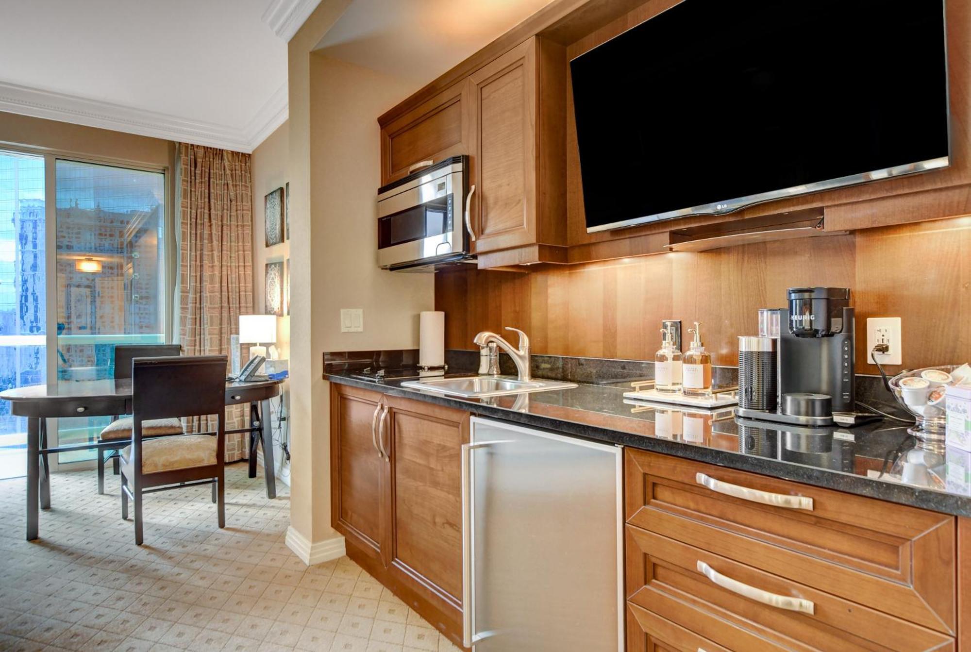 Balcony Strip View Suite * Mgm Signature Tower 3 Las Vegas Exterior photo